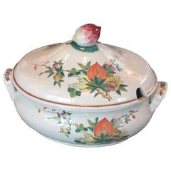 Chinese Qing Dynasty Famille Rose Export Tureen