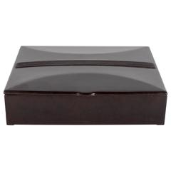 Art Deco Streamline Box in Bakelite with Ribbed Detailing 9