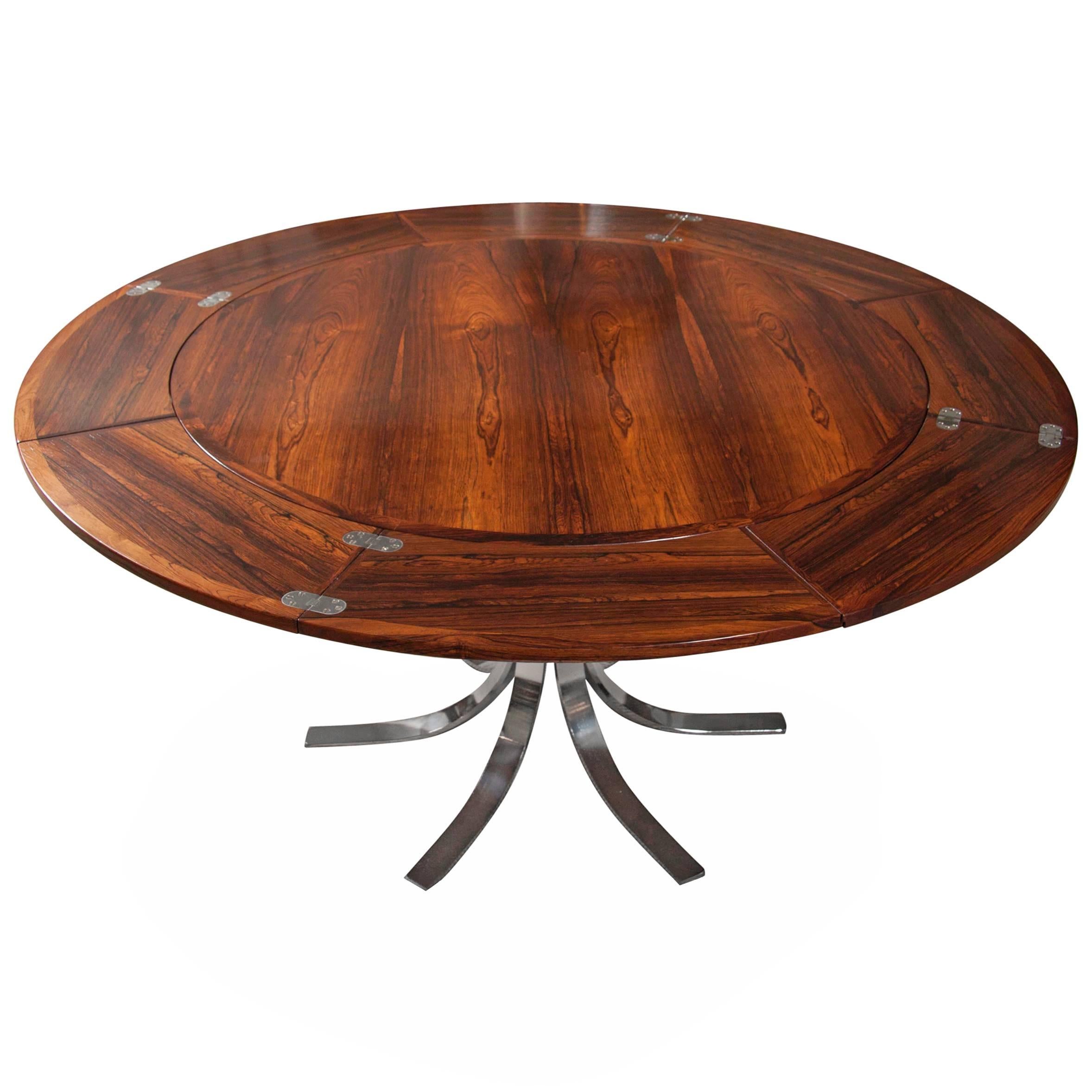 Mid-Century Modern Rosewood Dining Table For Sale