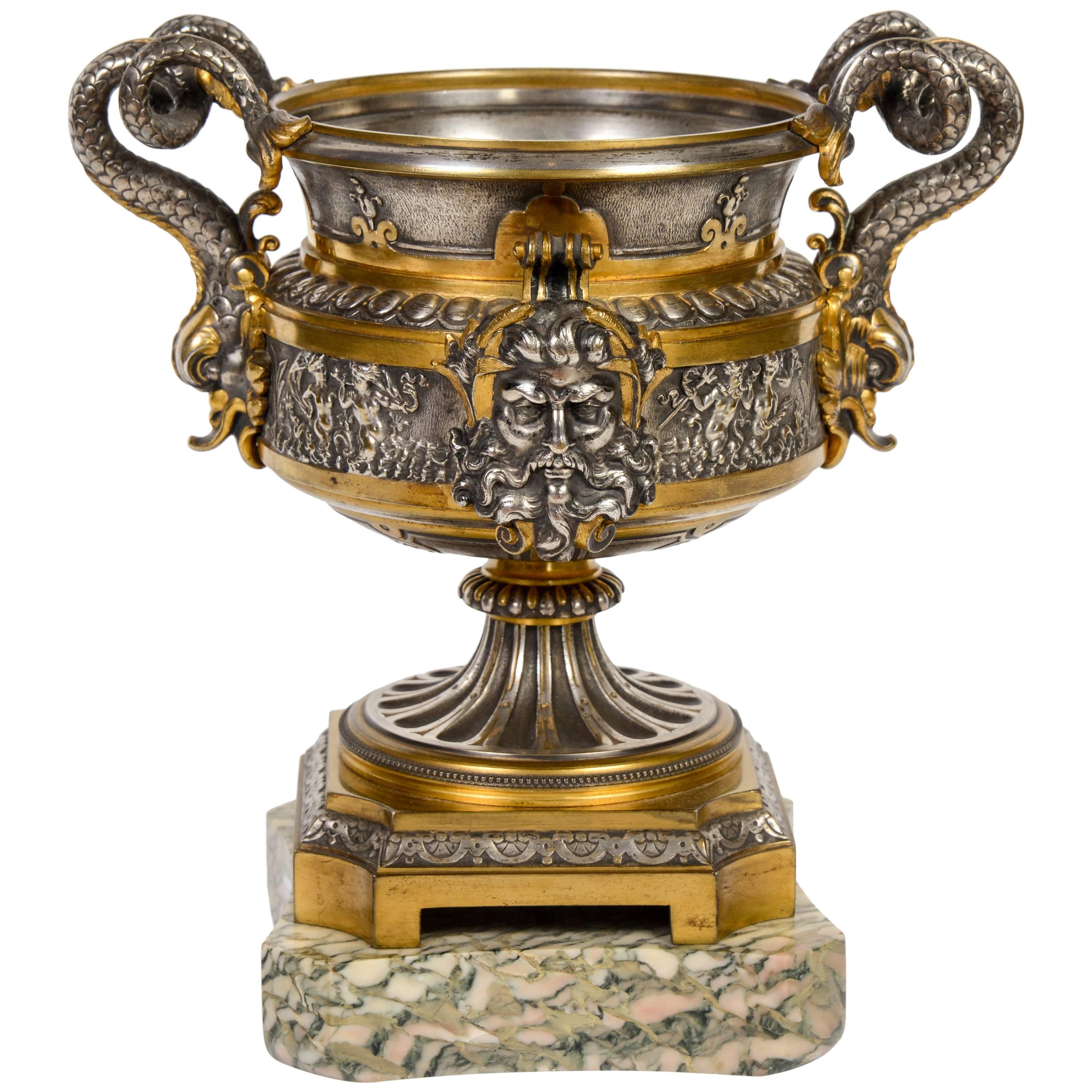 19th Century Renaissance Style Bronze Cup in Gilt and Silver Bronze For Sale