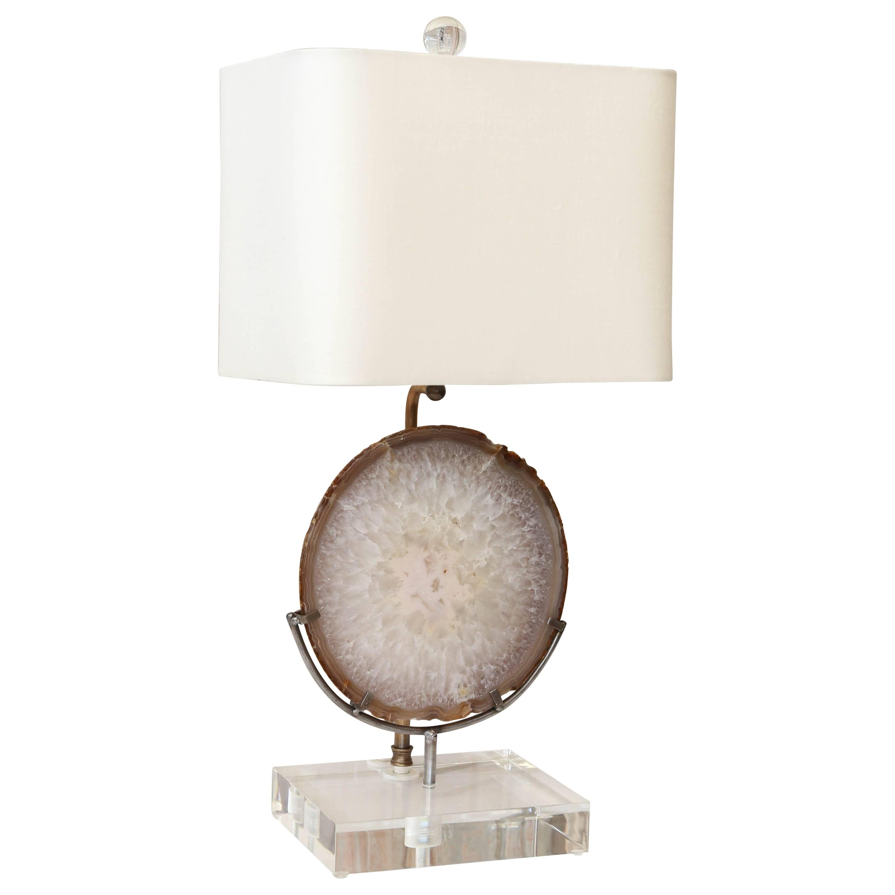 Agate lamp on Lucite base, newly wired for use within the USA. Sold with complementary linen shade (measurements include shade).