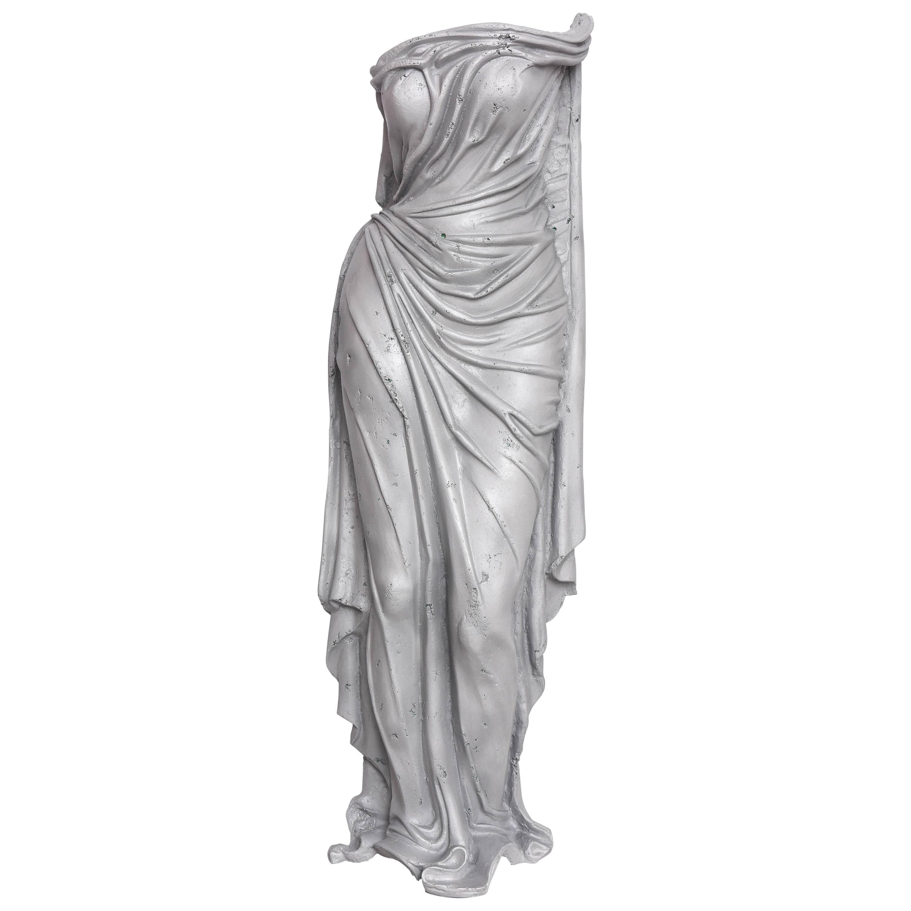 Art déco-Skulptur aus Aluminium mit dem Titel „Tunic of Venus“, amerikanisch, 1930er bis 1940er Jahre