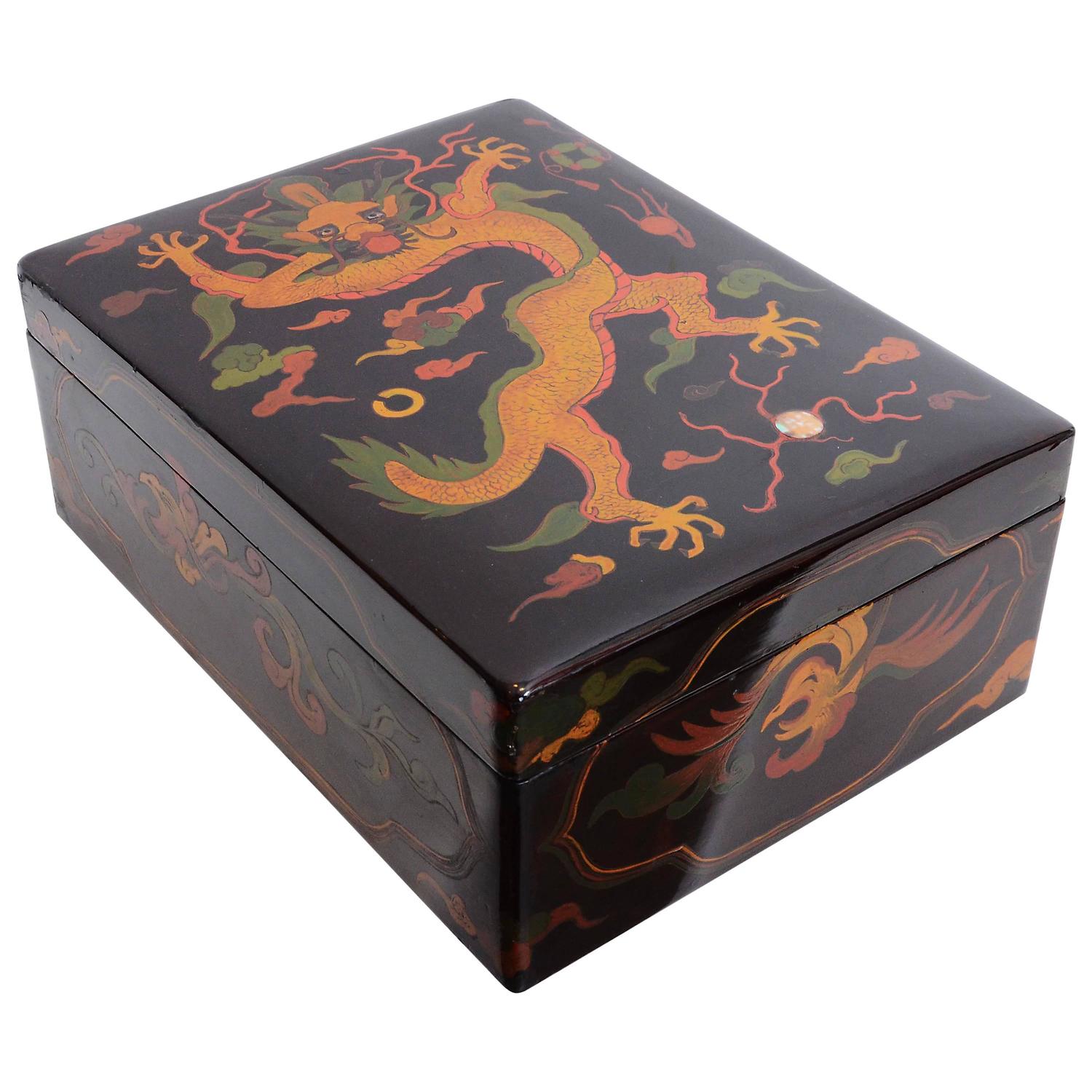 Rare Korean Lacquer Box, circa 19th Century For Sale at ...
