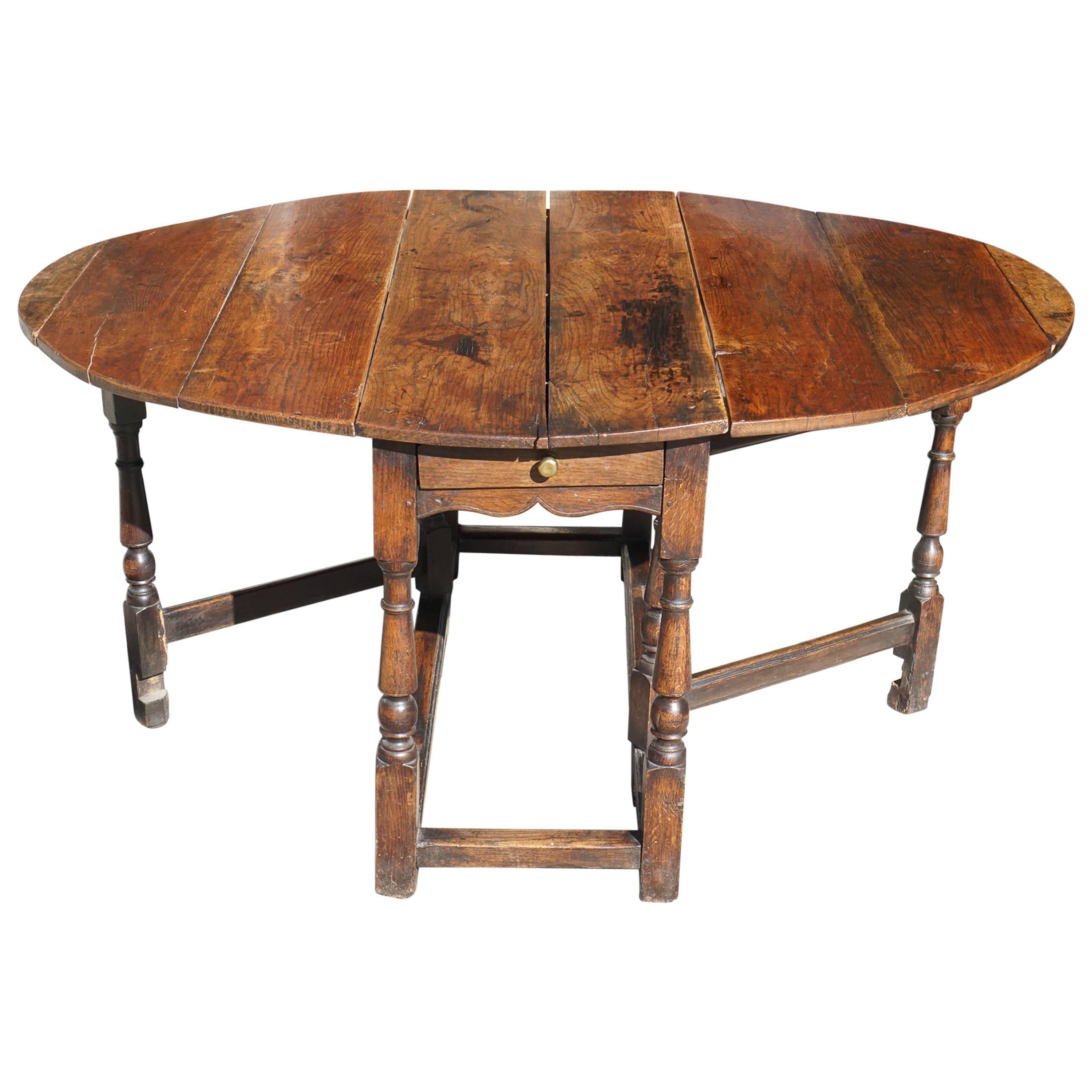 English Late 18th Century Oval Yew Wood Drop-Leaf Dinning Table