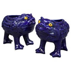 Pair of English Minton Majolica Frog Cachepots, circa 1880 2