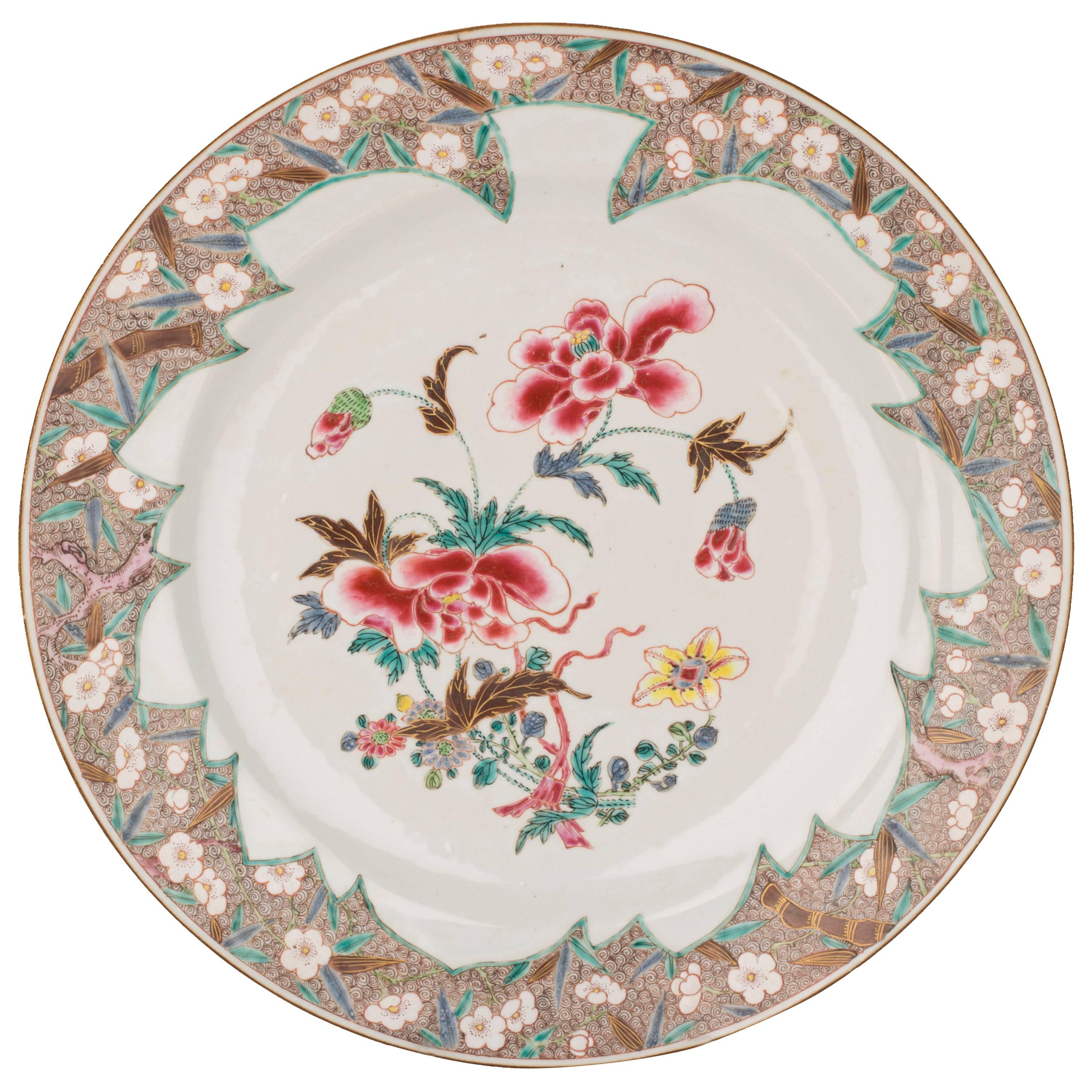 Chinese Porcelain Famille Rose Large Plate Bouquet Flowers, 18th Century