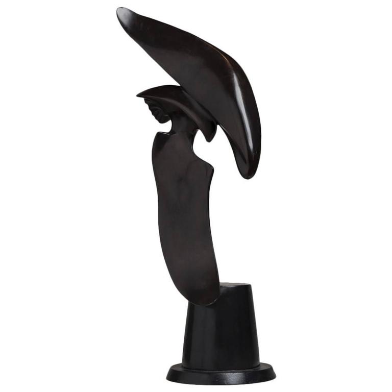 Bronzene Tischskulptur eines fliegenden Vogels von Somchai Hattakitko 1