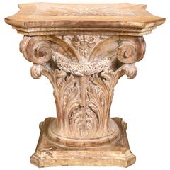Base de table en bois en forme de colonne corinthienne