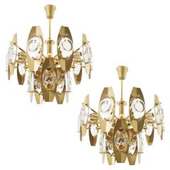 Pair of Large Italian Gaetano Sciolari Chandeliers, Lens Glass Gold Brass, 1960s