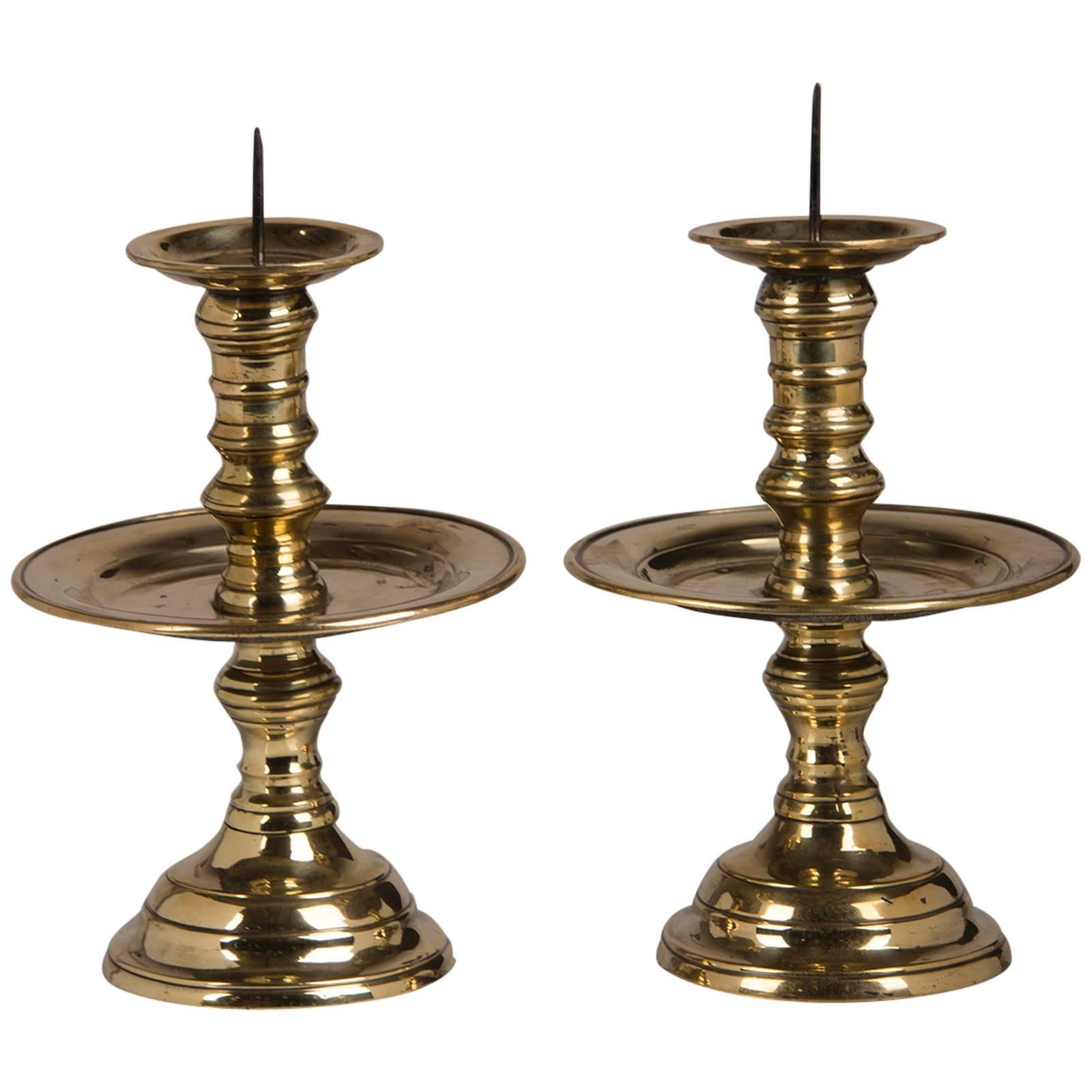 Pair of Antique English George II Period Brass Candlesticks, circa 1740 For Sale