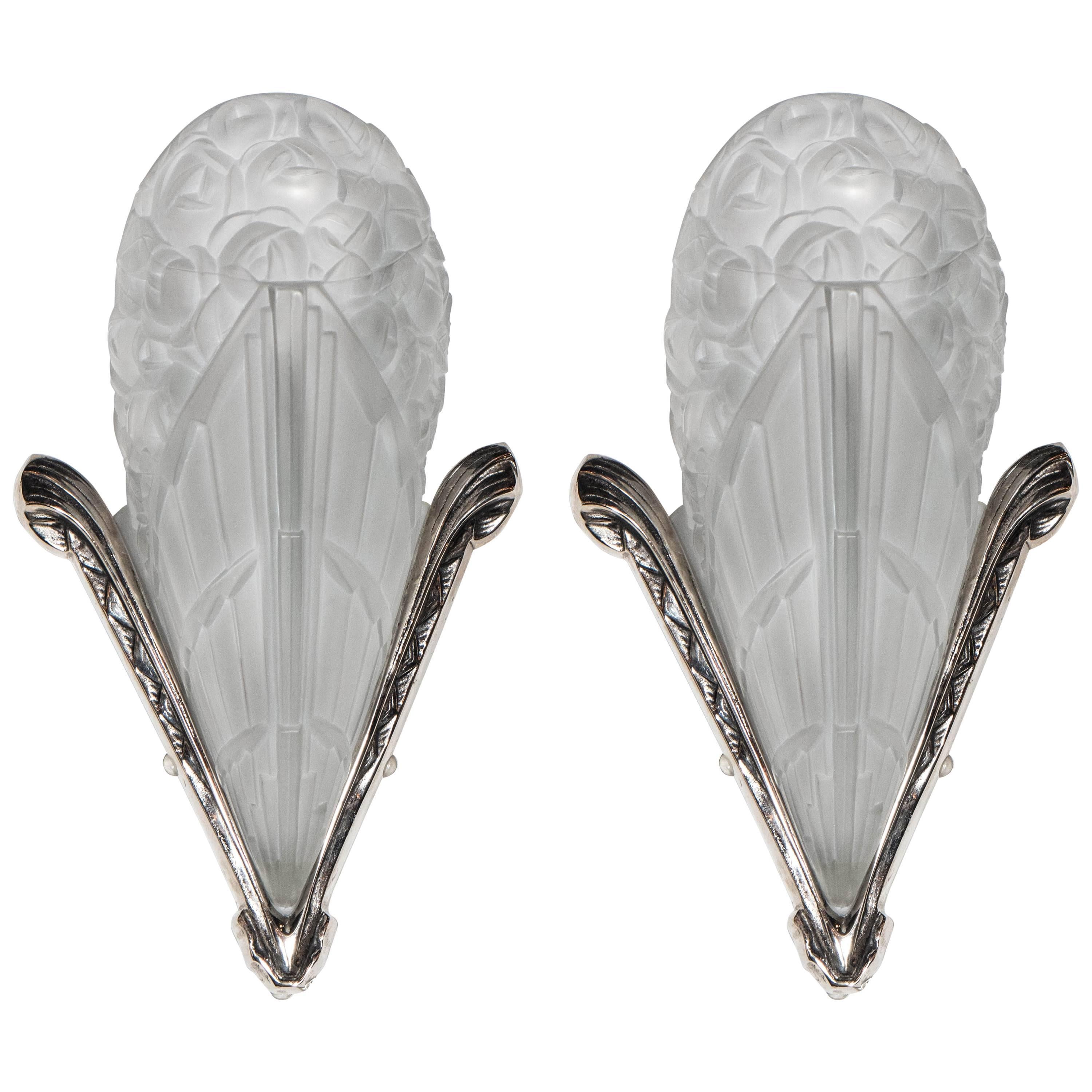 Pair of Gorgeous French Art Deco Relief Glass Sconces by Degue with Bouquet Moti