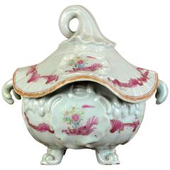 18th Century Chinese Export Porcelain Tureen