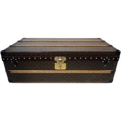 1930s Louis Vuitton Cabin Monogram Trunk 6