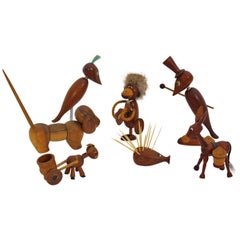 Selección Vintage de Siete Animales de Madera de Teca Moderna Escandinava, Años 60 Dinamarca