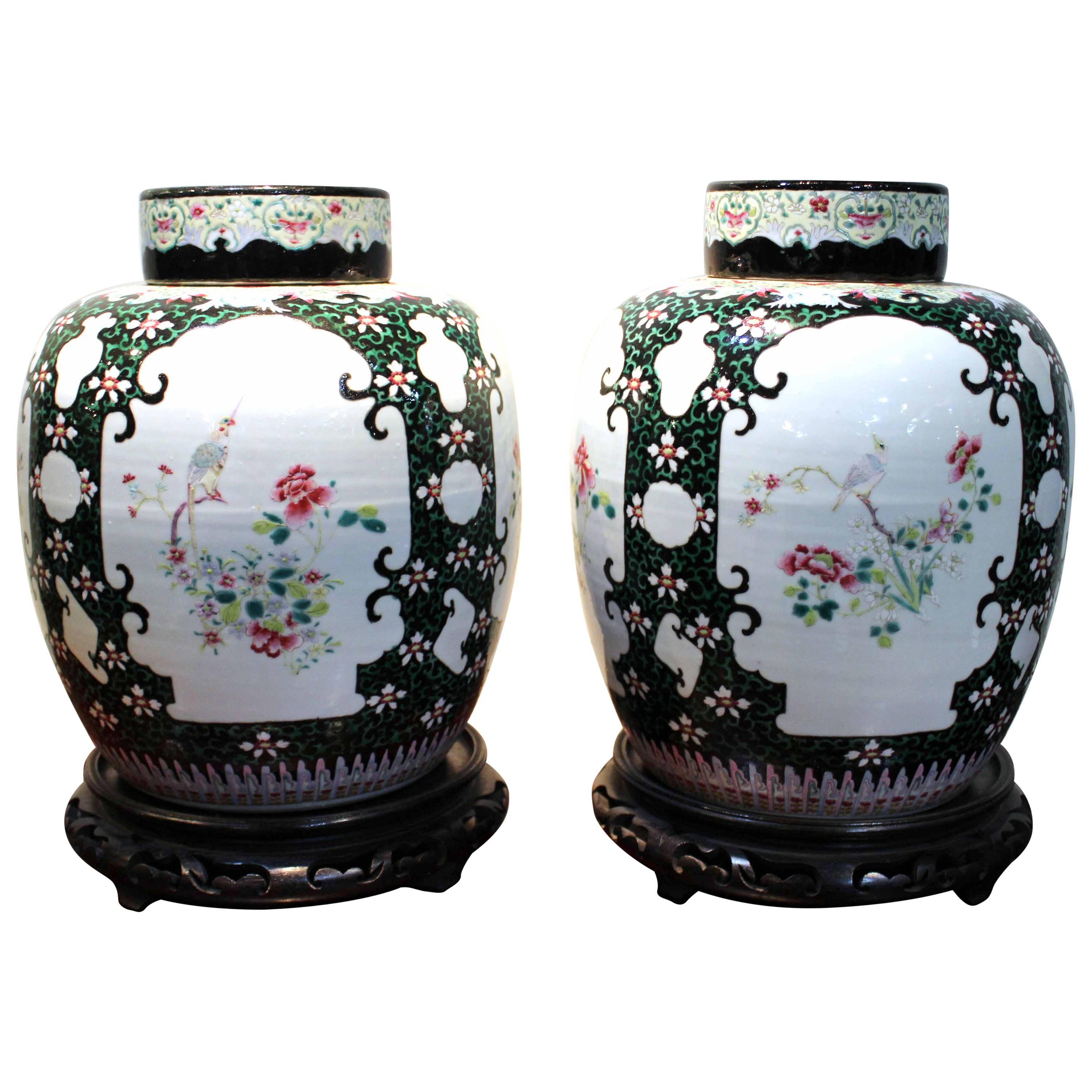 Elegant Pair of Antique Chinese Famille Verte 'Green' Porcelain Ginger Jars For Sale
