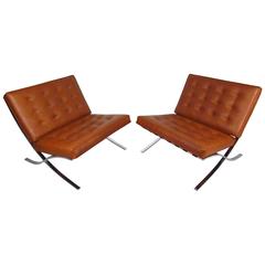 Pair of Mid-Century Modern Barcelona Chairs in the Style of Mies Van Der Rohe 11