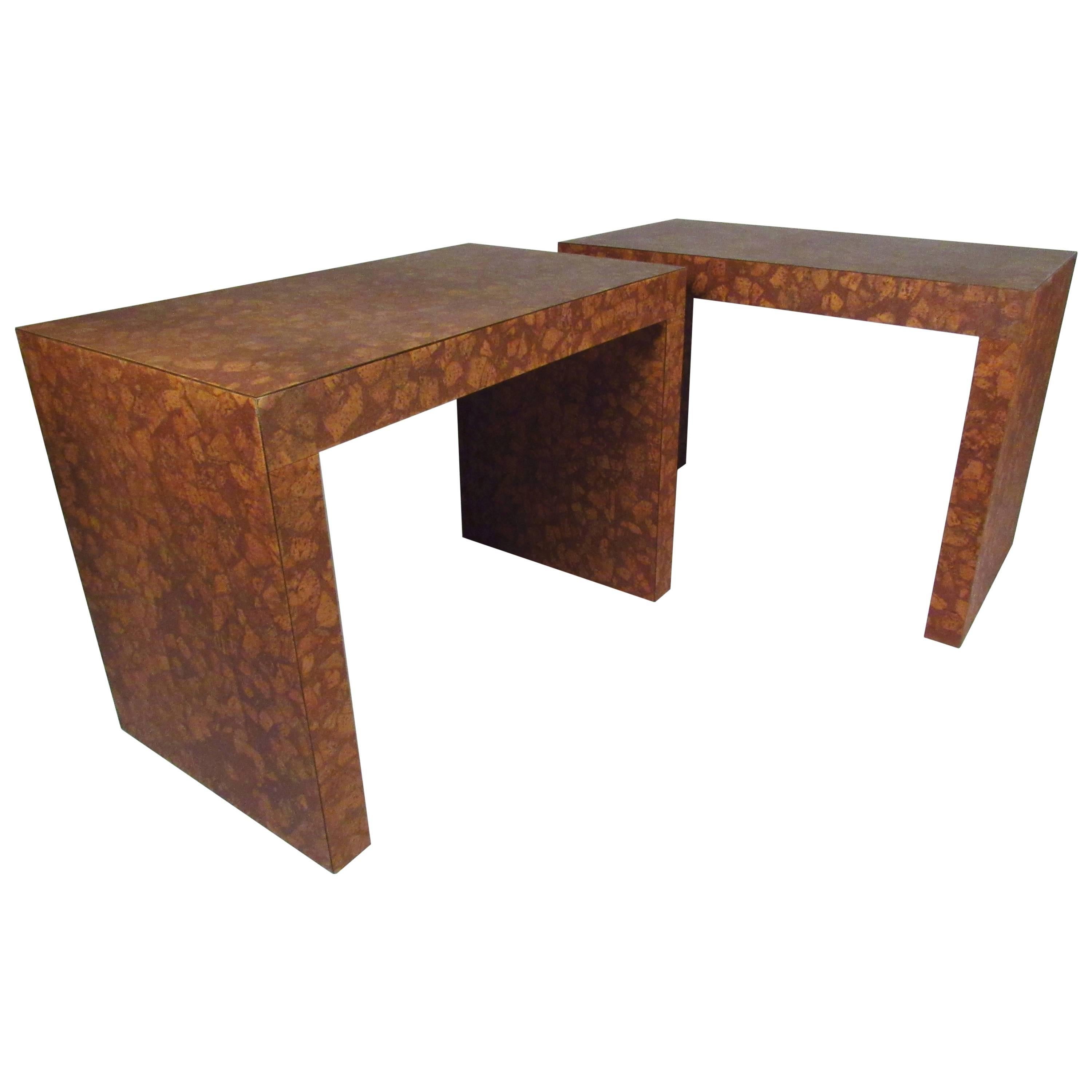 Mid-Century Modern Burl Cork-Top Parsons Style Side Table For Sale