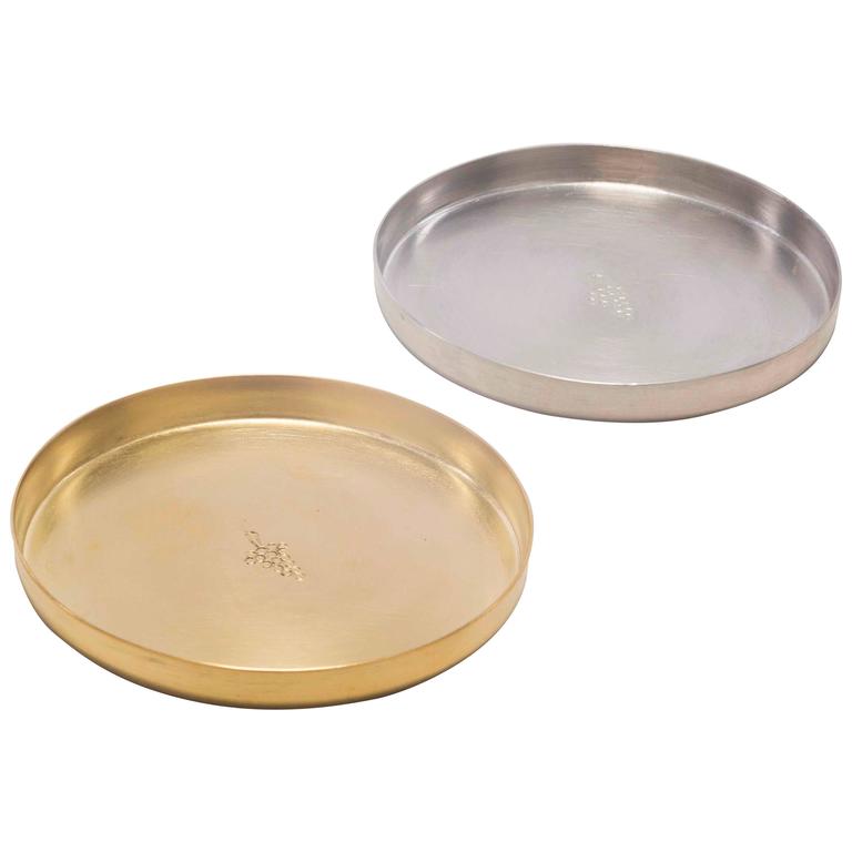 Contemporary Grape Tray For Sale