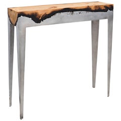 Console en aluminium et tronc d'arbre "Wood Casting" de Hilla Shamia Design Studio