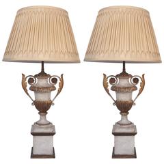 Pair of 18th Century Parcel-Gilt and Pained Wood and Iron Lamps 8