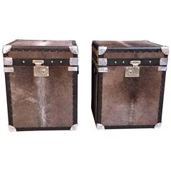 Set of decorative trunks with Ecuadorian cowhide