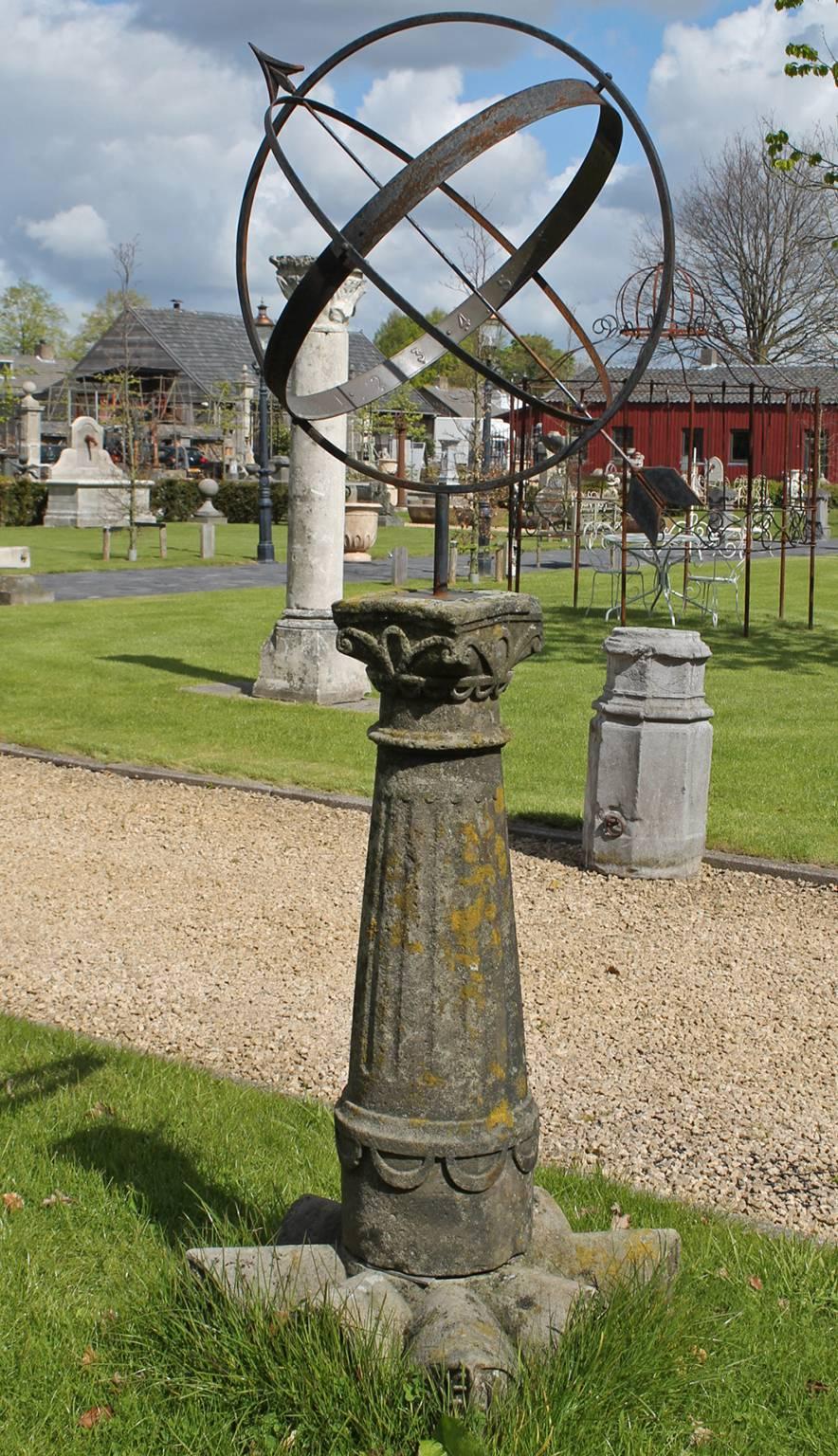 Beautiful Antique Sundial on a Stone Socle In Good Condition In Udenhout, NL