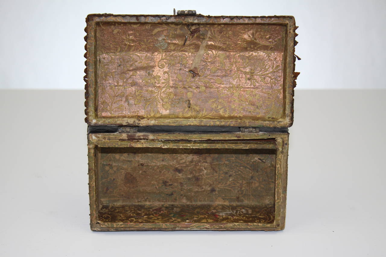 Period 18th Century Leather Covered Box In Good Condition In Raleigh, NC