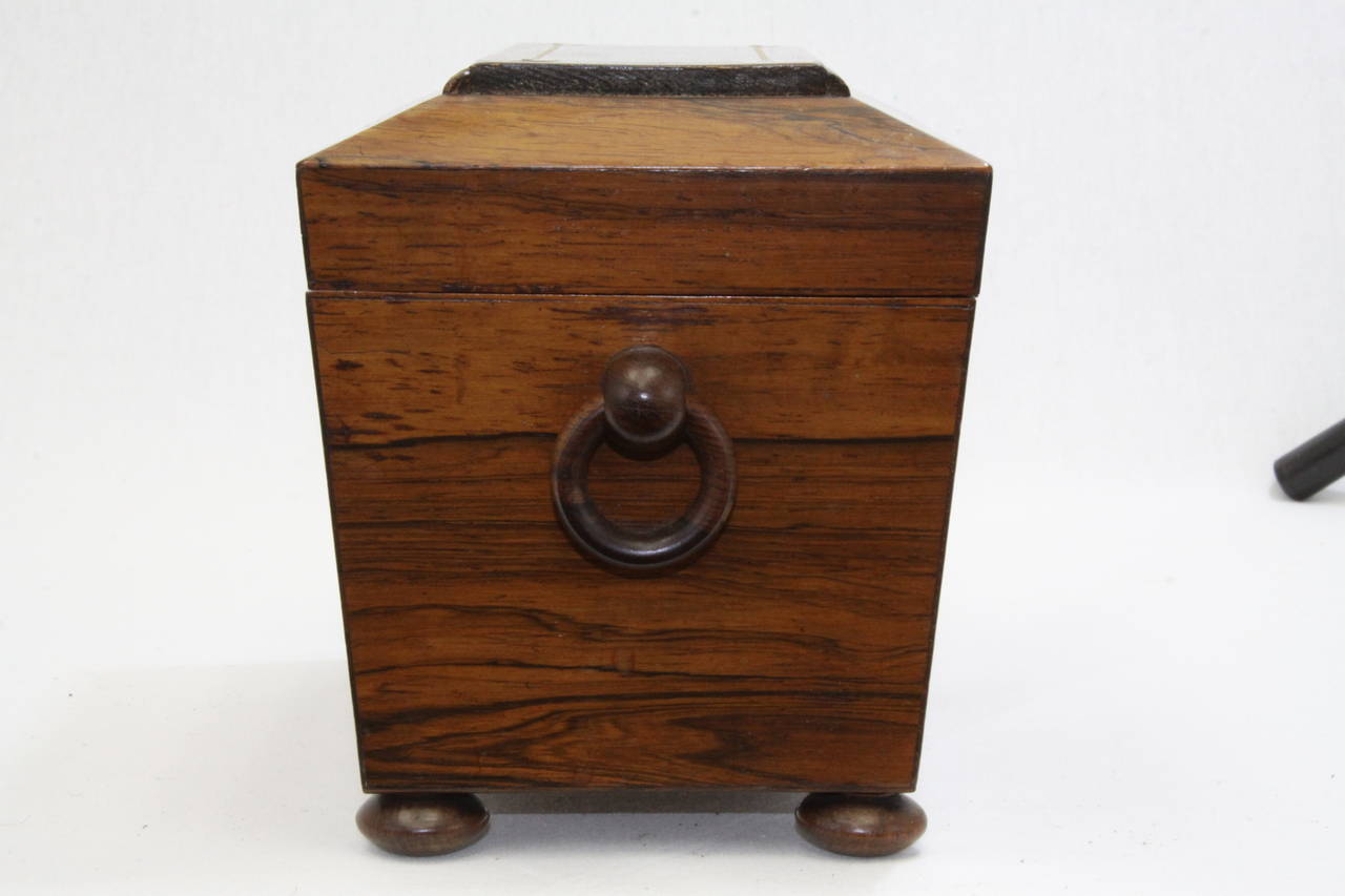 Rosewood 1860 George III Style Inlaid Double Tea Caddy In Excellent Condition For Sale In Raleigh, NC