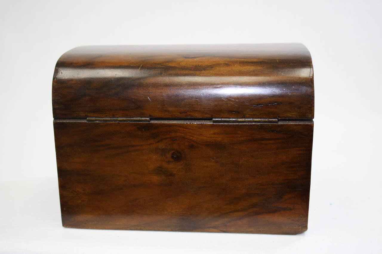 George III 1870s Dome Top Walnut Tea Caddy with Key