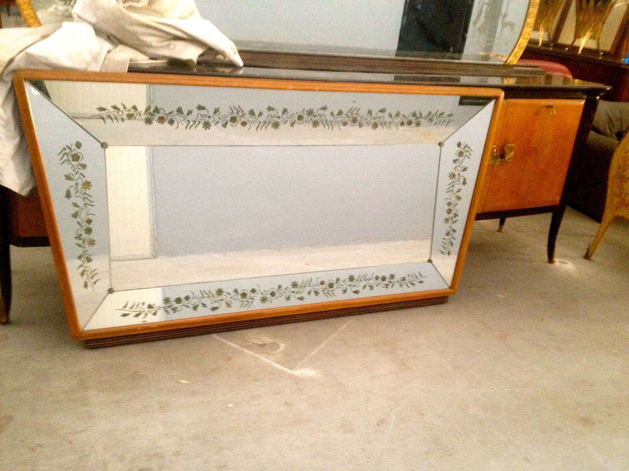 Wall mirror significant Italian backlit