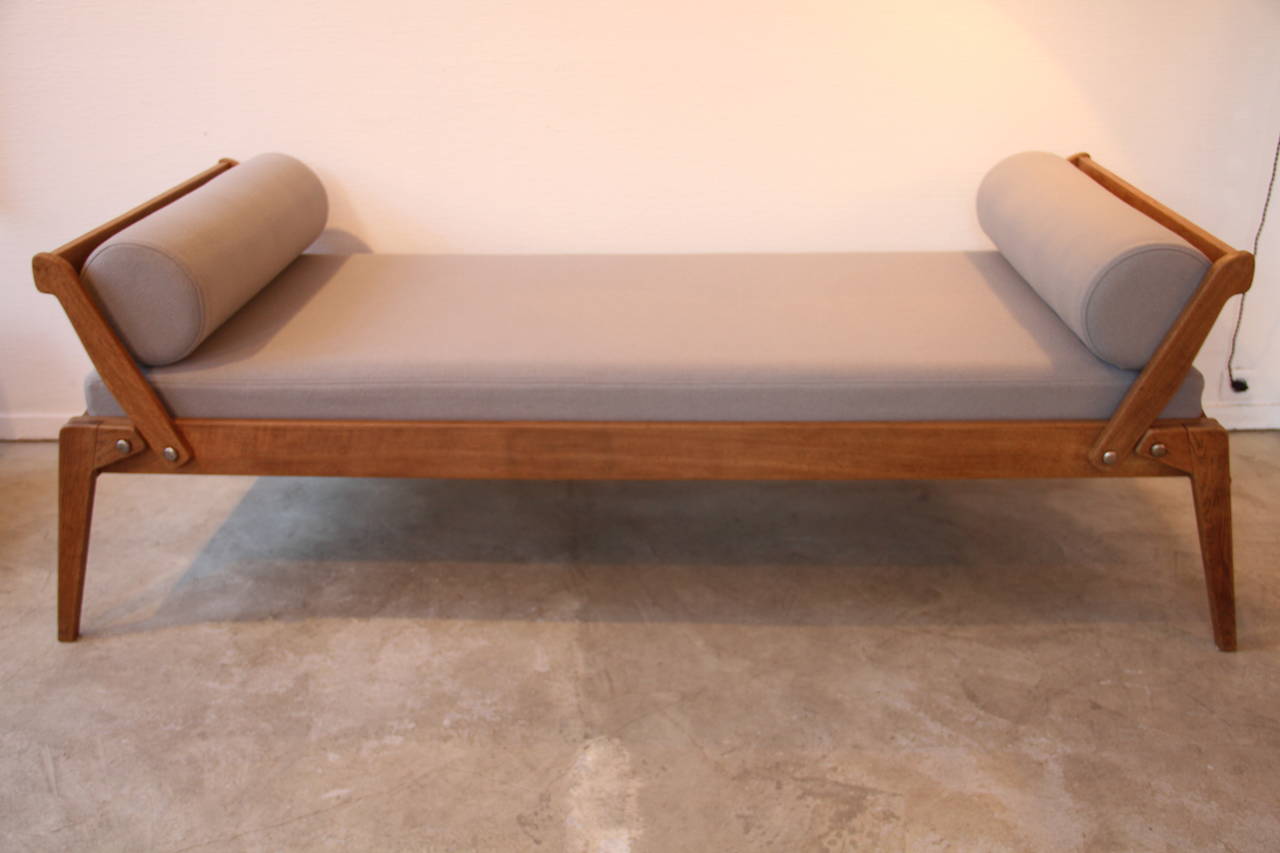 Mid-Century Modern French Daybed by René-Jean Caillette for Charron, 1952 For Sale