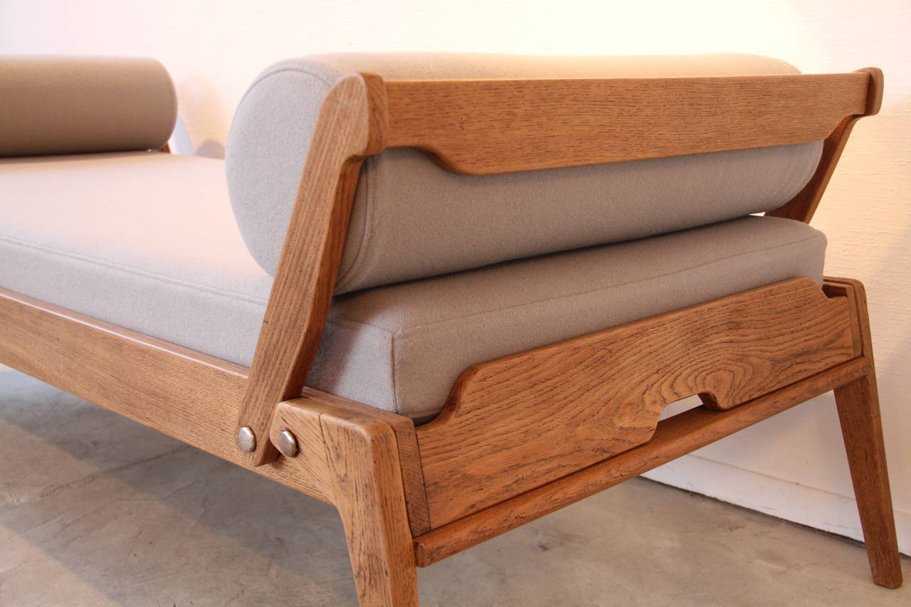 French Daybed by René-Jean Caillette for Charron, 1952 For Sale 2
