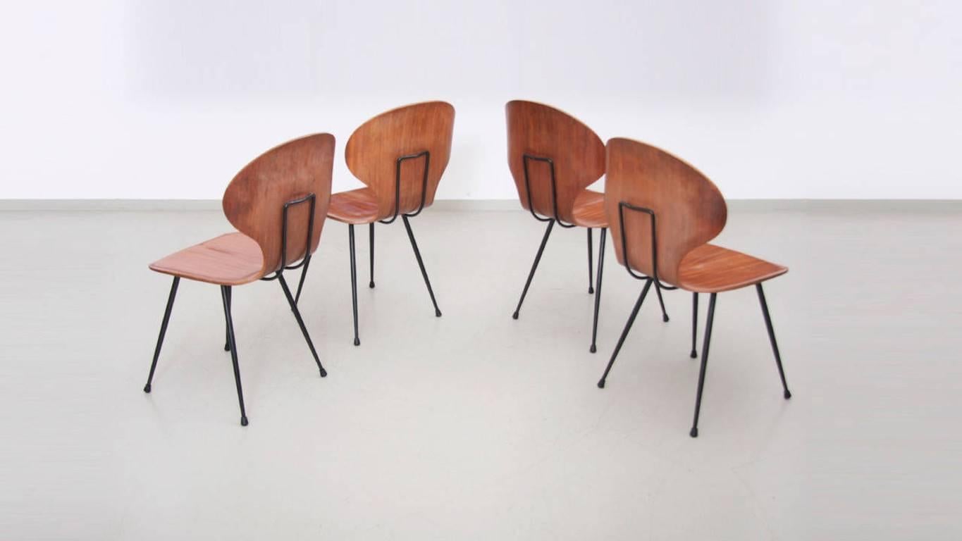 Set of 4 chairs by Carlo Ratti in plywood, with delicate 3D shaped plywood on the sides. Really beautiful seating set!