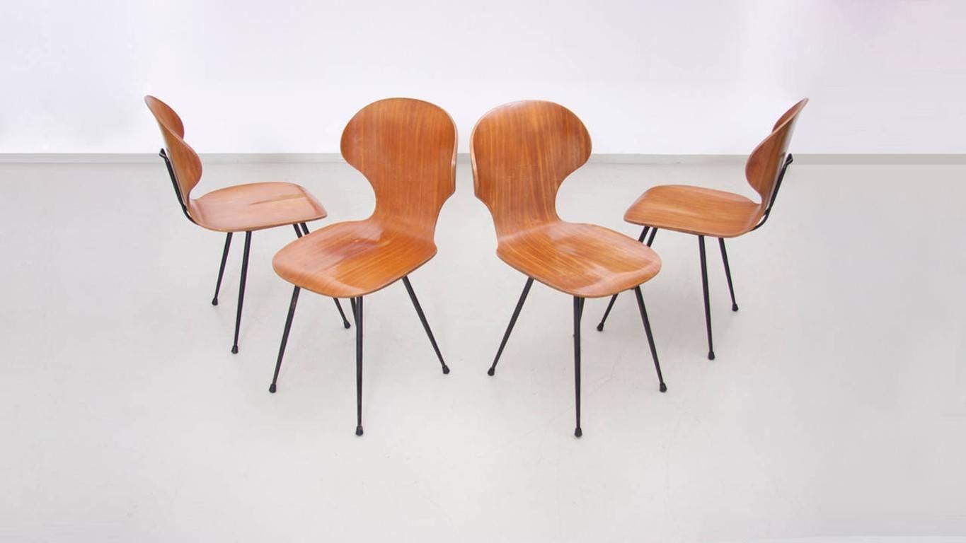 Mid-Century Modern Set of Four Chairs by Carlo Ratti in Plywood for Lissoni