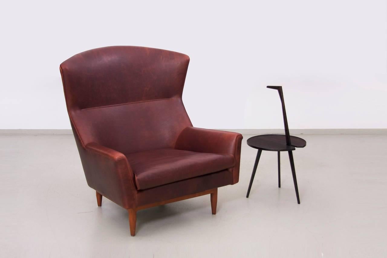 Mid-Century Modern Rare Large Jens Risom Lounge Chair in Leather