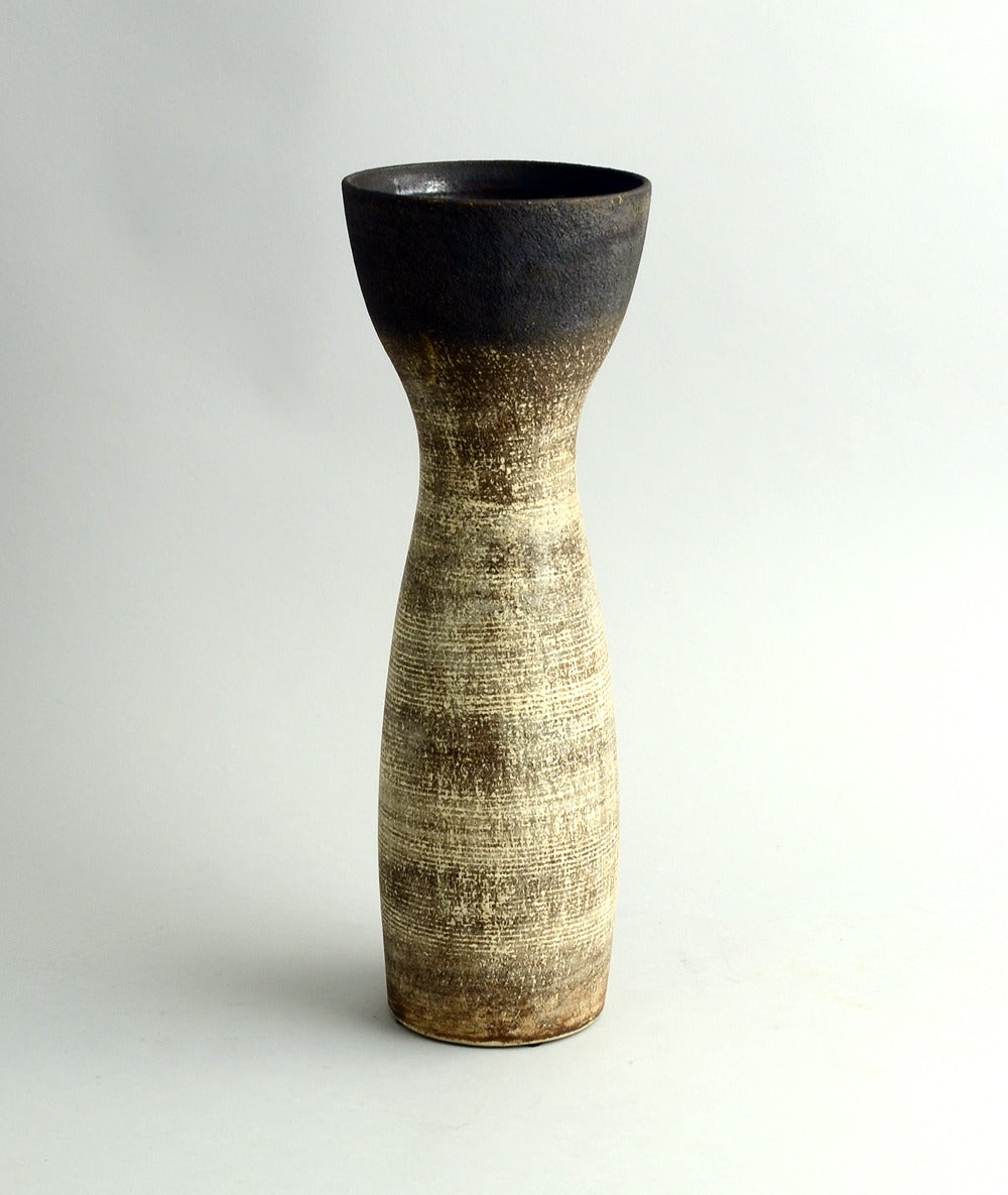 Mid-Century Modern Hans Coper, Stoneware Vase, 1960s