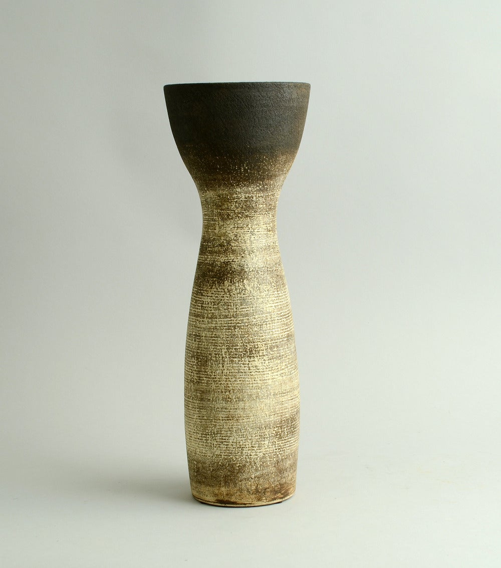 Mid-20th Century Hans Coper, Stoneware Vase, 1960s