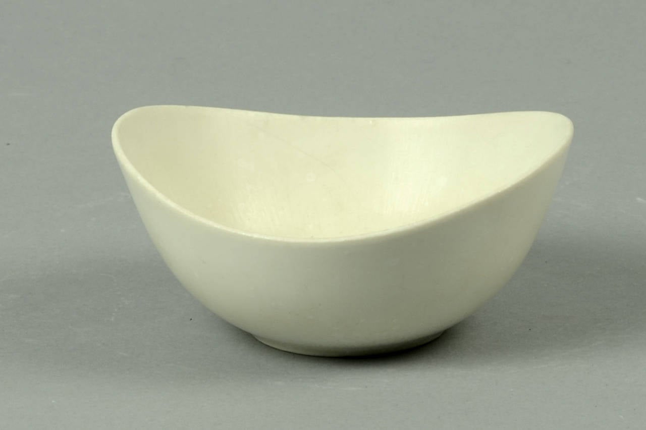 Group of Nine Vessels with Matte White Glaze by Gunnar Nylund for Rorstrand For Sale 1