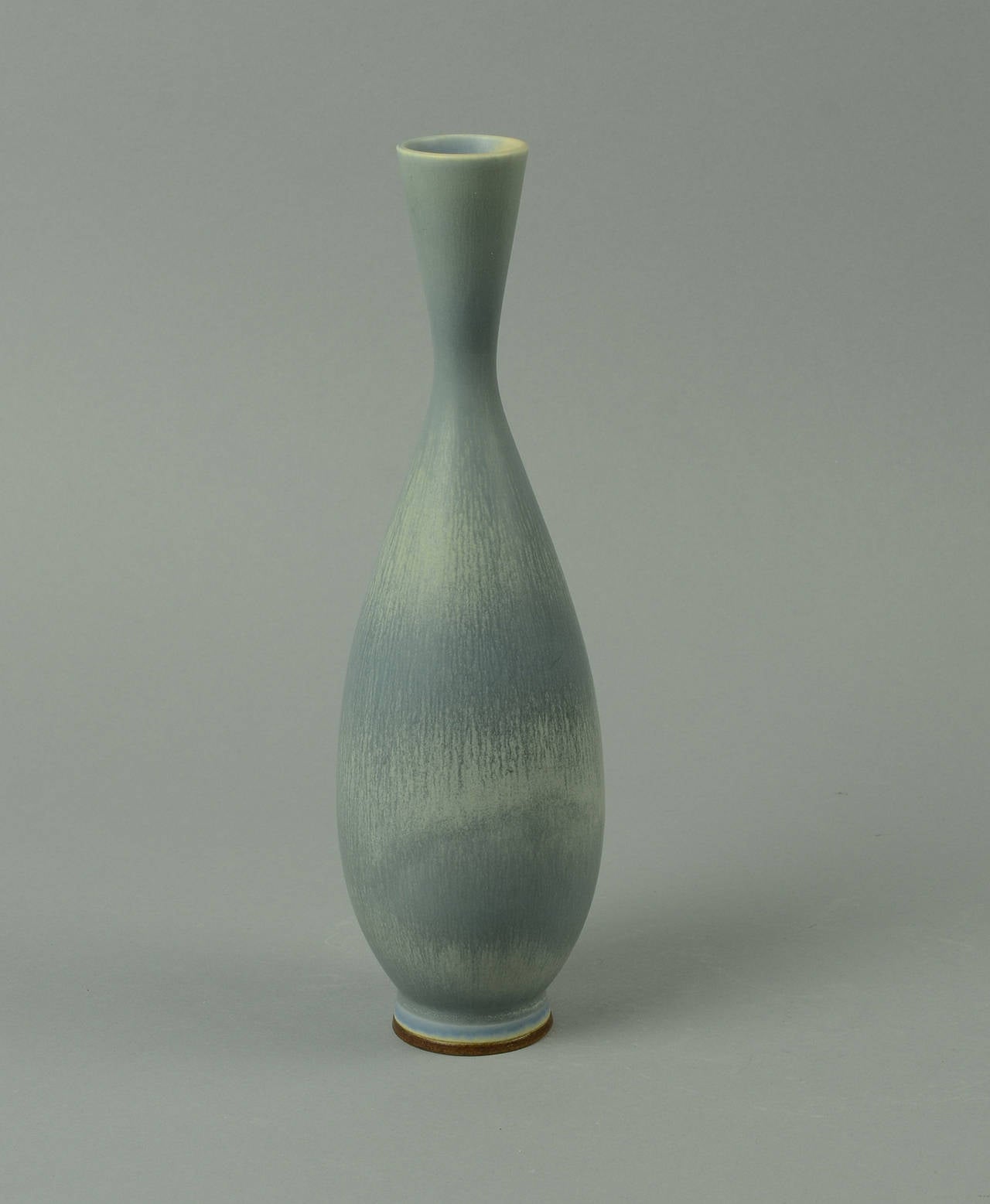 Scandinavian Modern Berndt Friberg for Gustavsberg, Tall Gray Vase with Haresfur Glaze