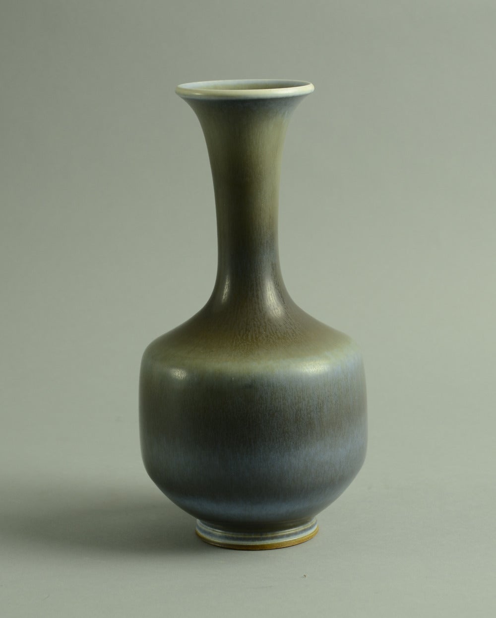 1. Unique stoneware vase with dark blue haresfur glaze, 1964.
Height 8 3/4