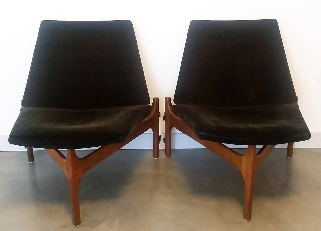 Mid-20th Century Pair of 3 Legged Lounge Chairs by John Keal for Brown Saltman