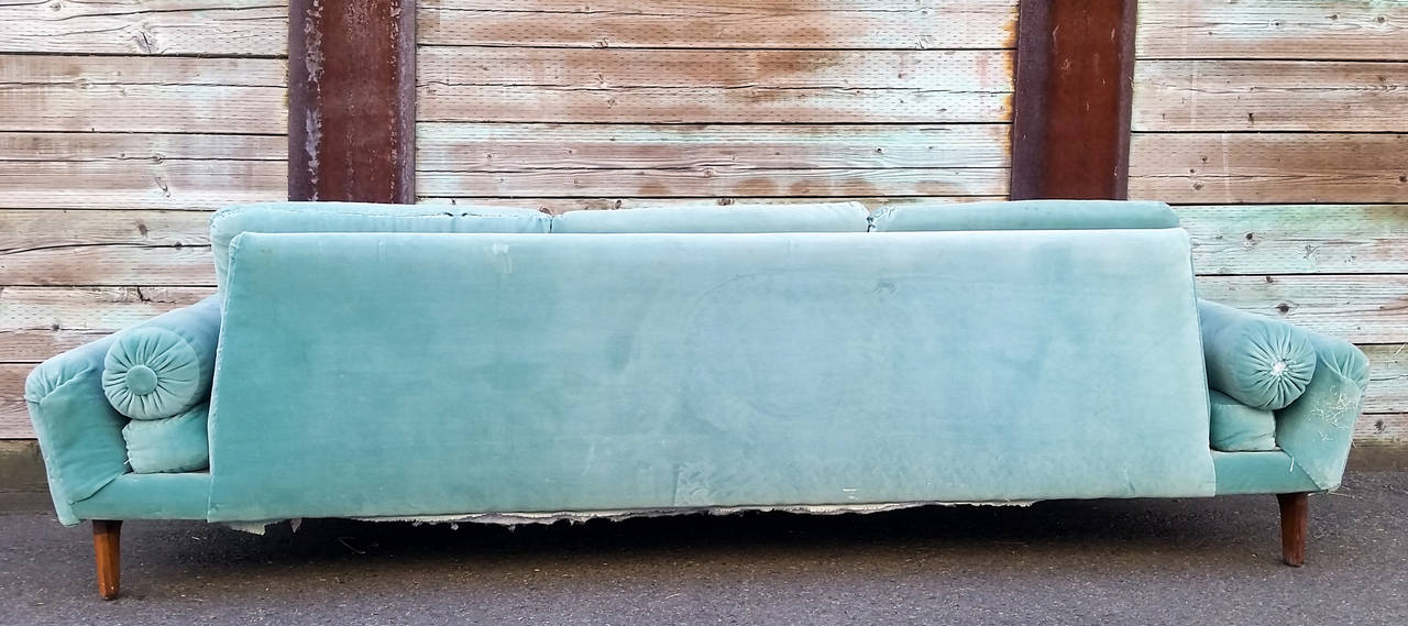 Rare Sculptural Adrian Pearsall Gondola Sofa In Fair Condition In Culver City, CA