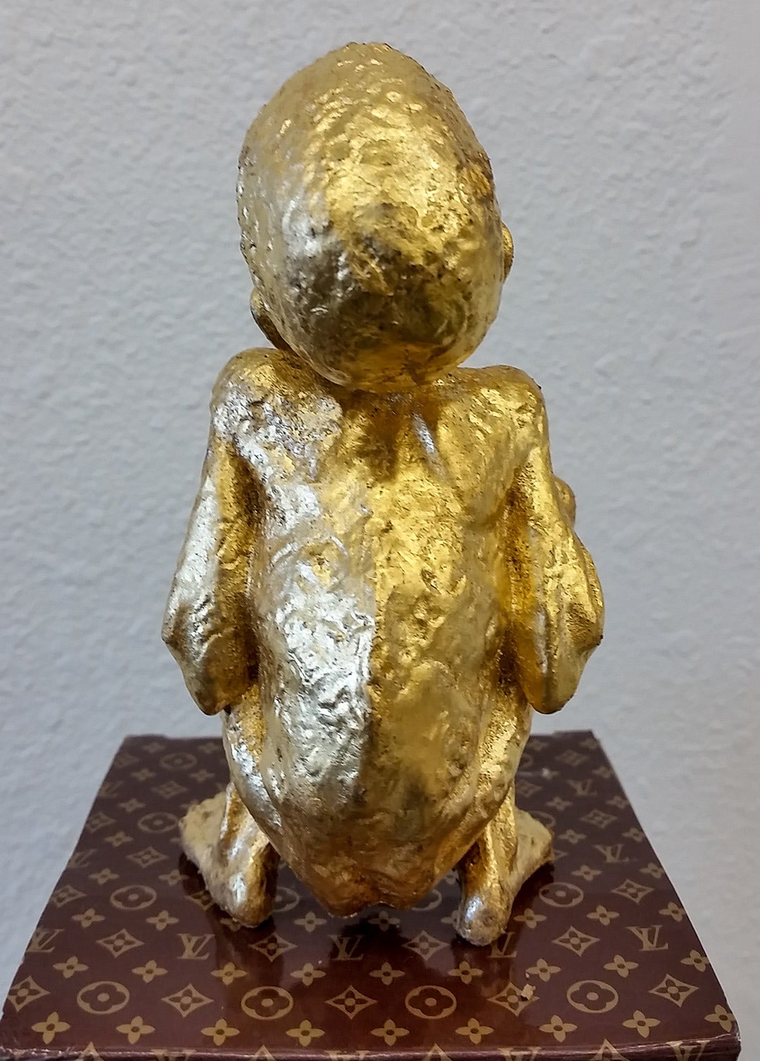 Beejoir LV Child Cast Resin 24-Carat Gold Leaf Sculpture In Excellent Condition For Sale In Culver City, CA