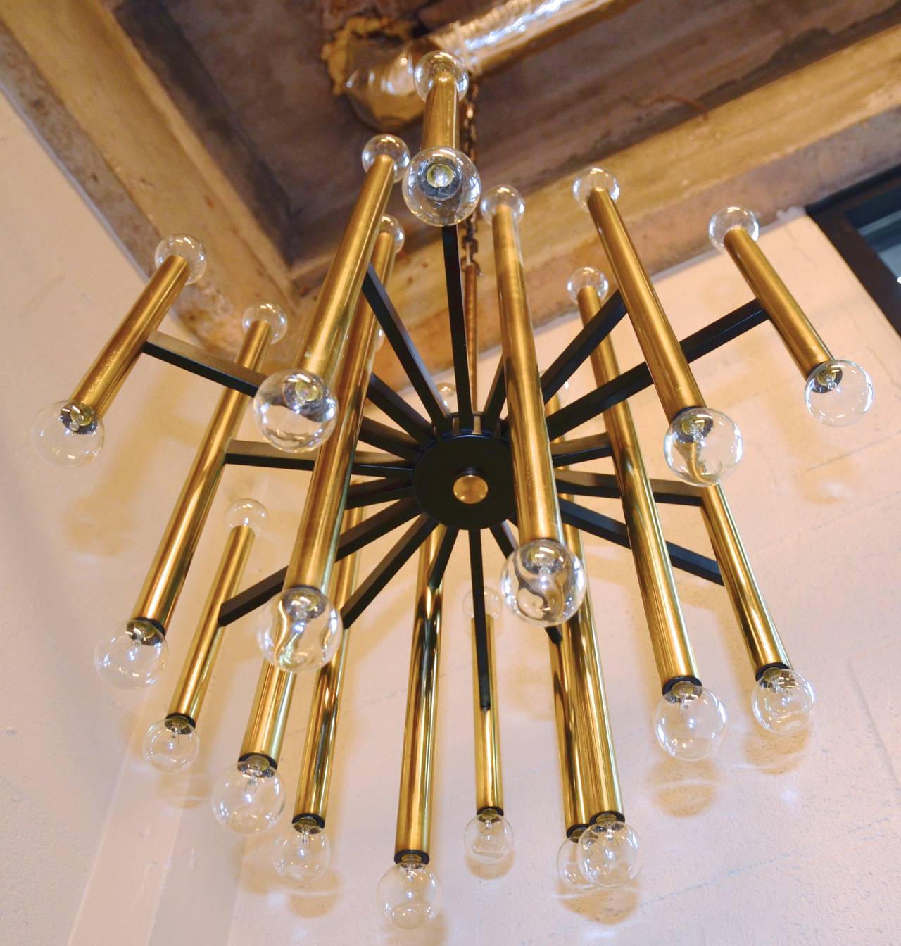 Spoke and Tube Chandelier by Sciolari In Excellent Condition In Austin, TX