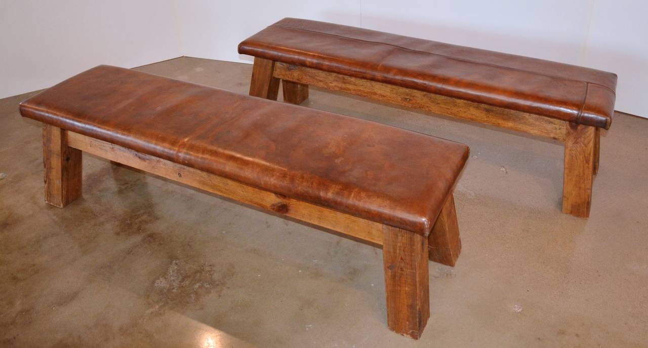 Vintage Leather Gymnasium Bench In Excellent Condition In Austin, TX