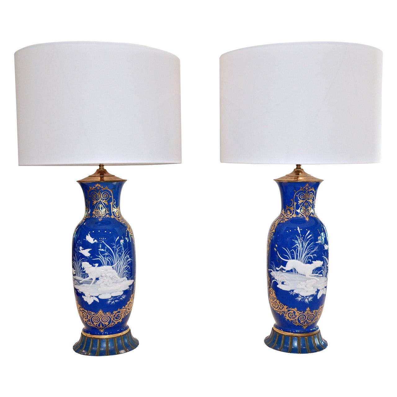 Blue and White Påte-Sur-Påte Porcelain Lamps