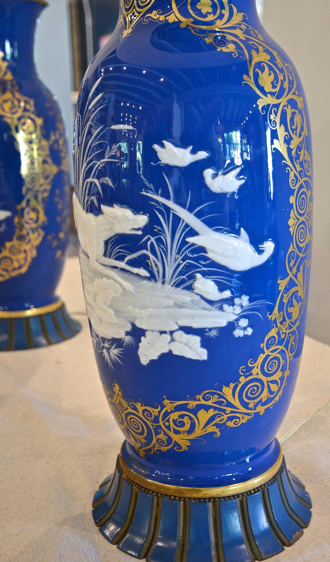 Blue and White Påte-Sur-Påte Porcelain Lamps 1