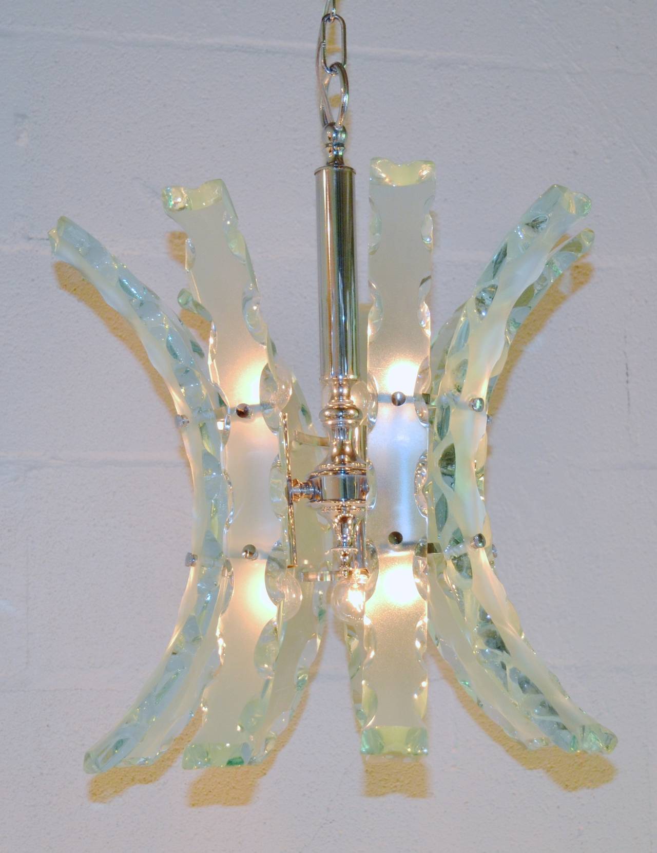 Italian Mid-Century Modern Curved Glass Chandelier In Good Condition In Austin, TX