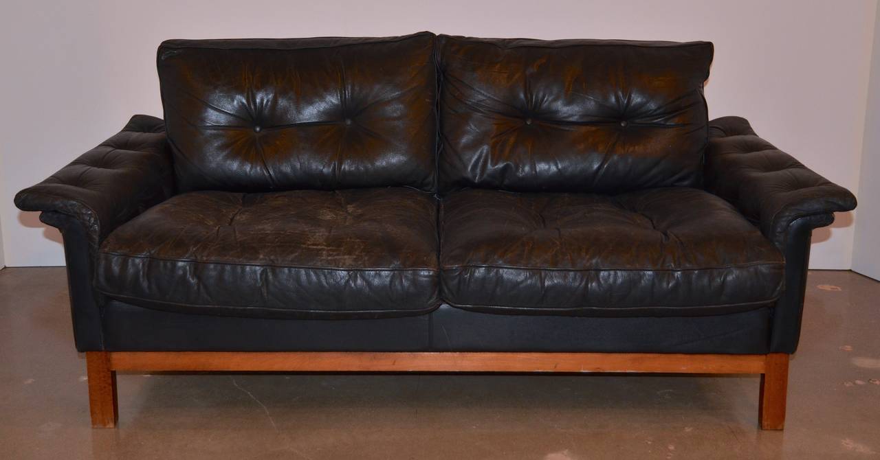 Midcentury Black Tufted Leather Loveseat Danish At Stdibs - Midcentury Black Tufted Leather Loveseat Danish midcentury black tufted leather loveseat danish at stdibs - midcentury black tufted leather loveseat danish