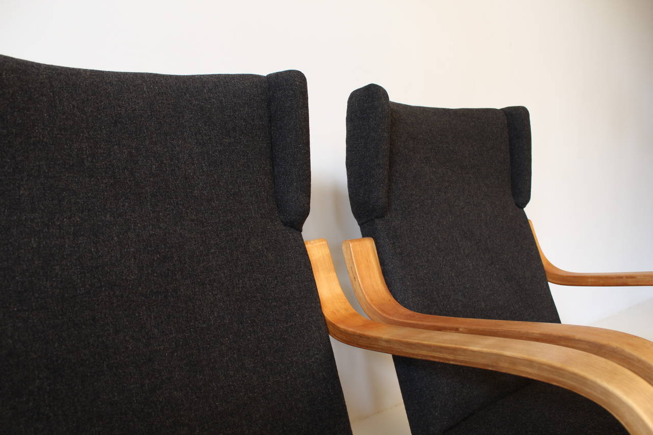 Beech Rare Pair of  34/402 High Back Cantilever Wing Chairs by Alvar Aalto